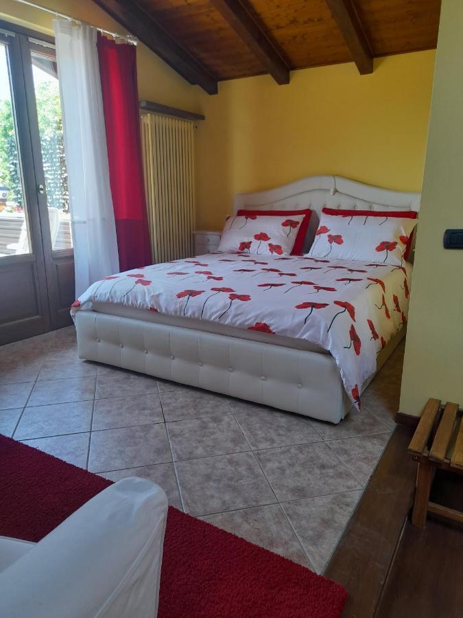 Peropero' Bed & Breakfast Gattinara Bagian luar foto
