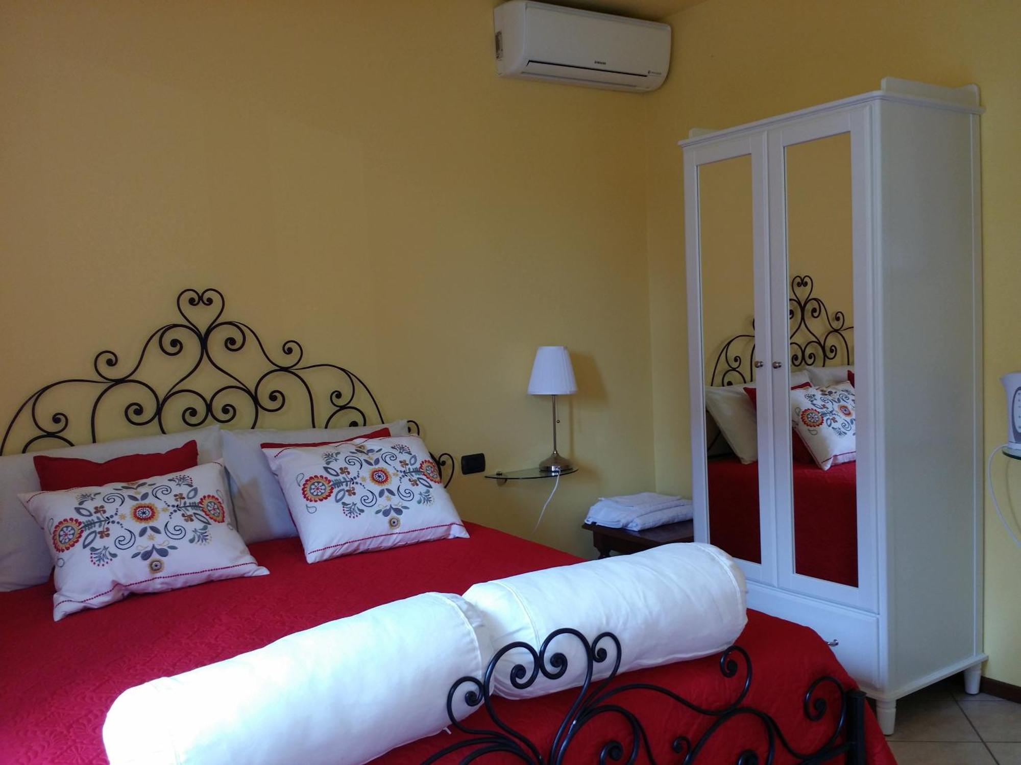 Peropero' Bed & Breakfast Gattinara Bagian luar foto